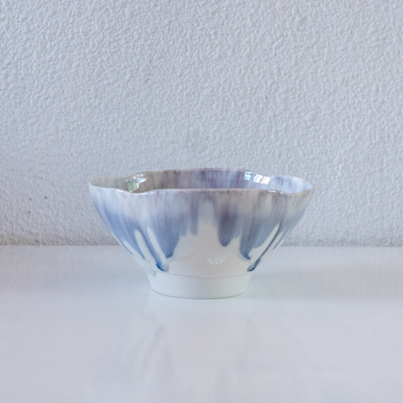 藤内紗恵子 花楕円 鉢 紫 – うつわ屋まほろ