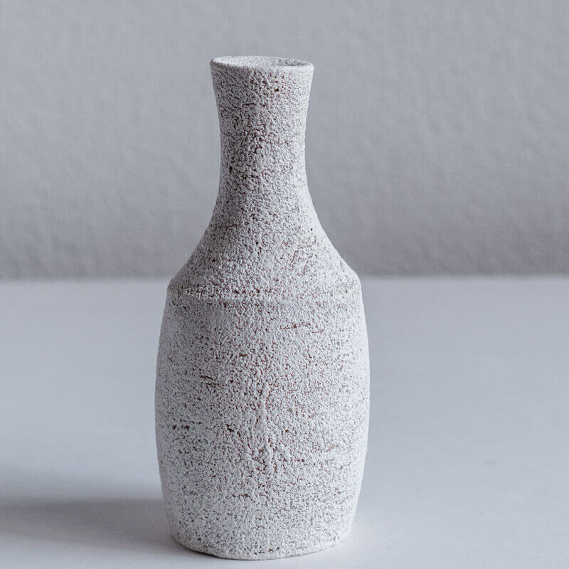 Mutsumi Ohashi White Flower Vase