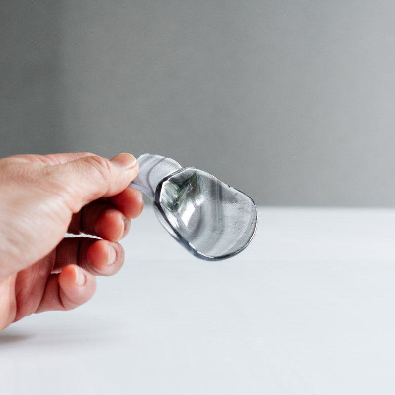 饗庭三七子 ガラスのスプーン F