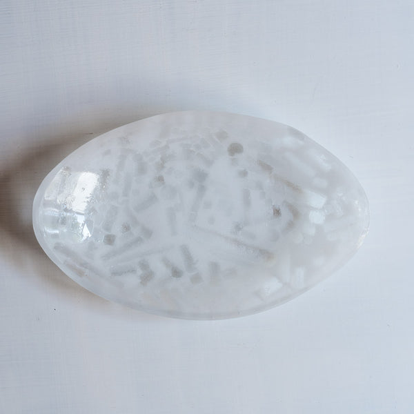 饗庭三七子 淡雪 oval plate A