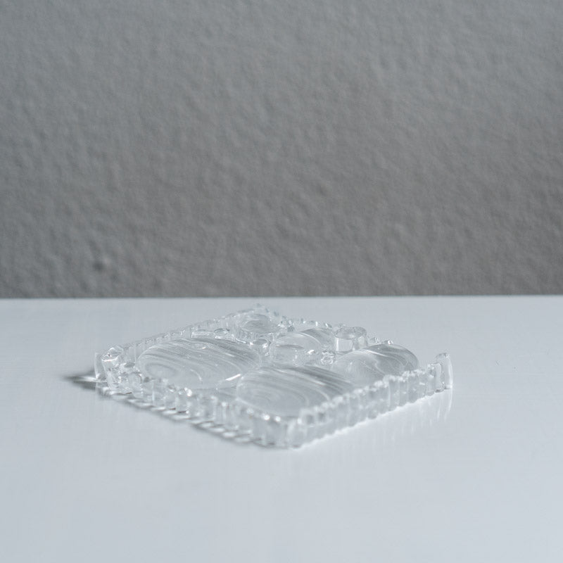 饗庭三七子 objet tray B