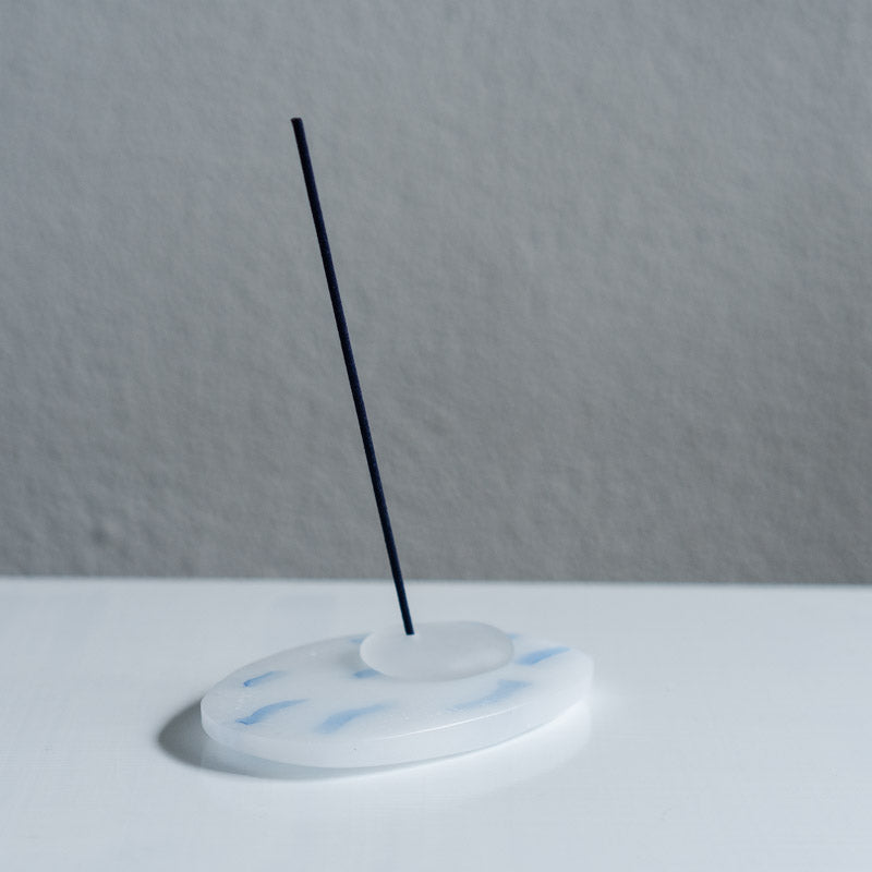 饗庭三七子 incense stand 空と雲