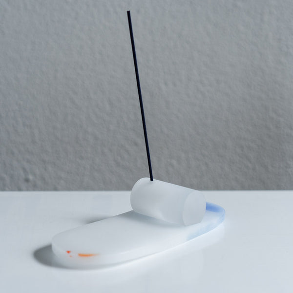 饗庭三七子 incense stand 晴れの日