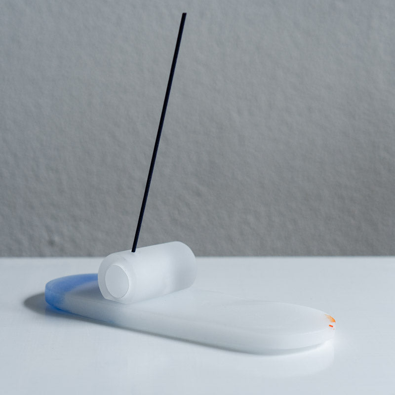 饗庭三七子 incense stand 晴れの日