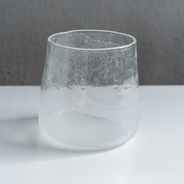 饗庭三七子 flower vase clear