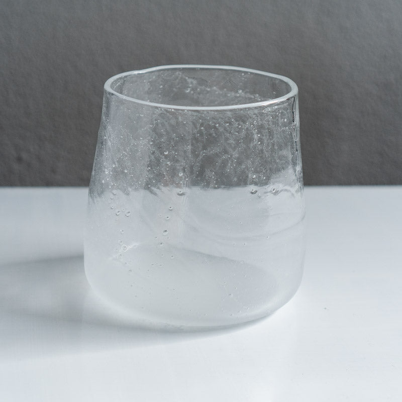 饗庭三七子 flower vase clear