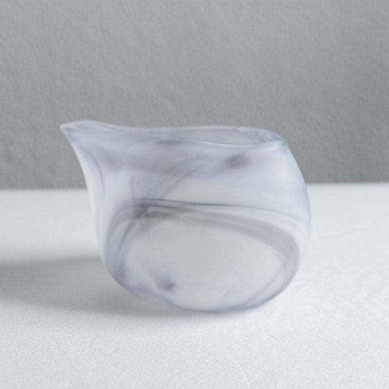 饗庭三七子 片口 White A