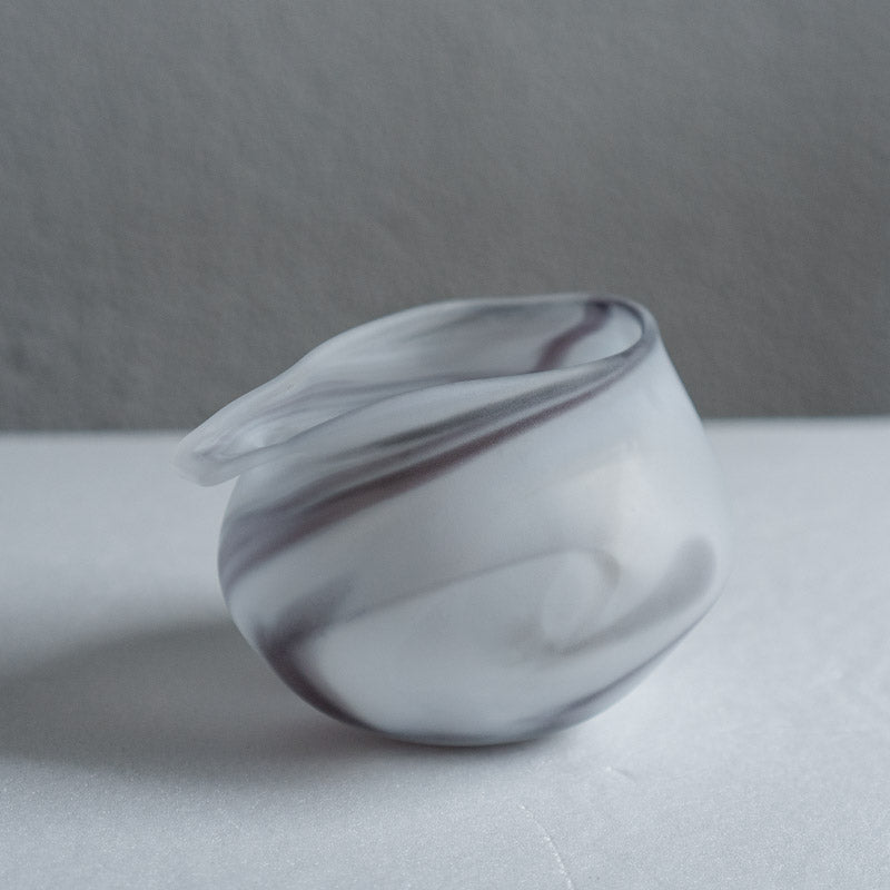 饗庭三七子 片口 White B