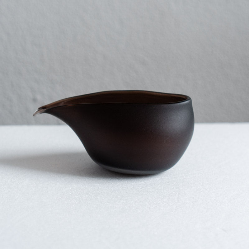 饗庭三七子 片口 Black A