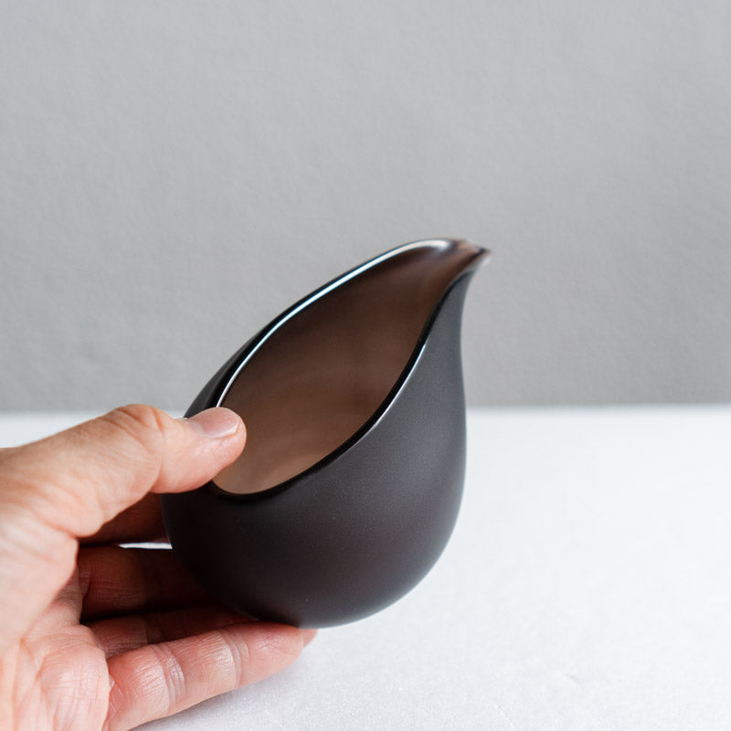 饗庭三七子 片口 Black A