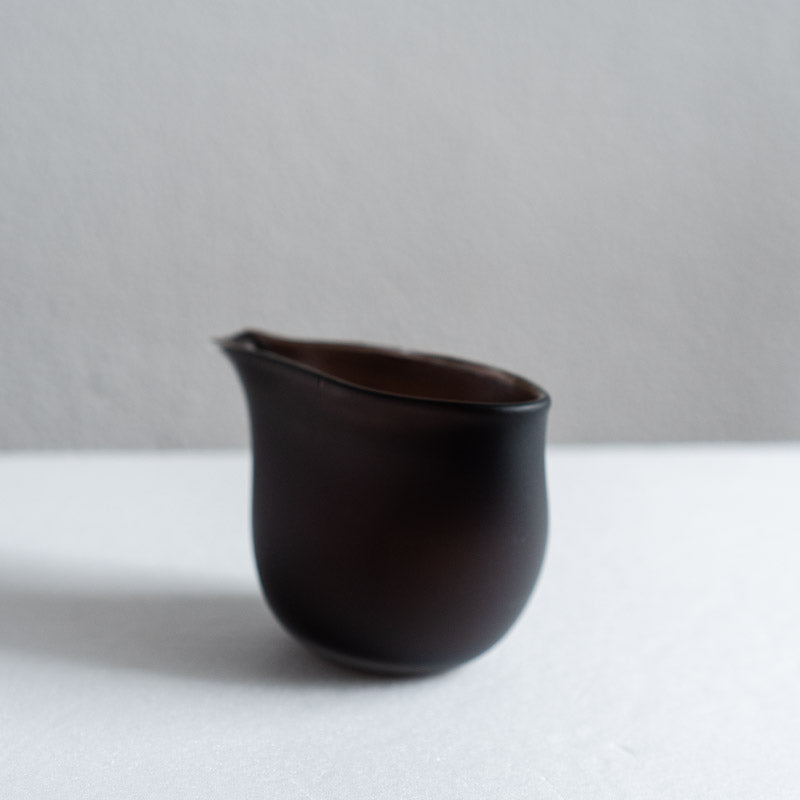 饗庭三七子 片口 Black B