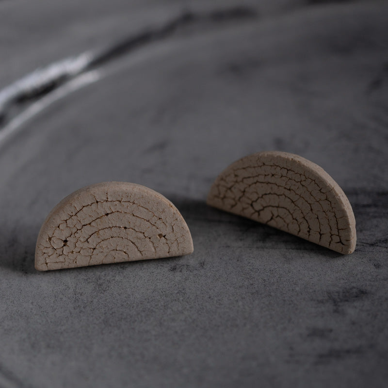 Yuki Abe Hibi-e Earrings (Half-Circle)