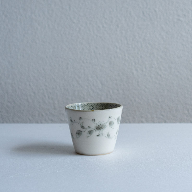 Fukuda Eiichi Annan-de Soba Choko Peony Arabesque