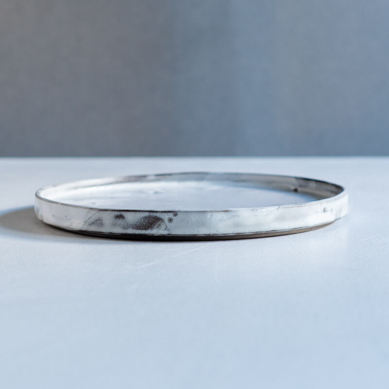 FURIHATA Miki Iro Kiridachi Plate M White