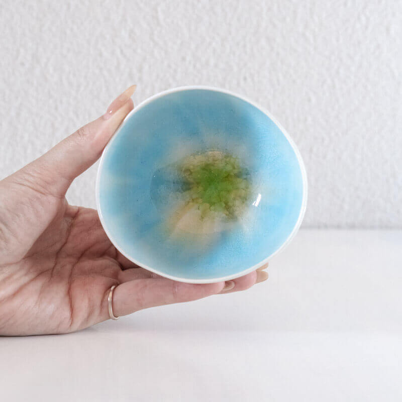 藤内紗恵子 花楕円 カップ 青