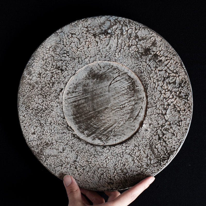 FUNAKI Tomohito flat rim plate 24cm rust lacquer B