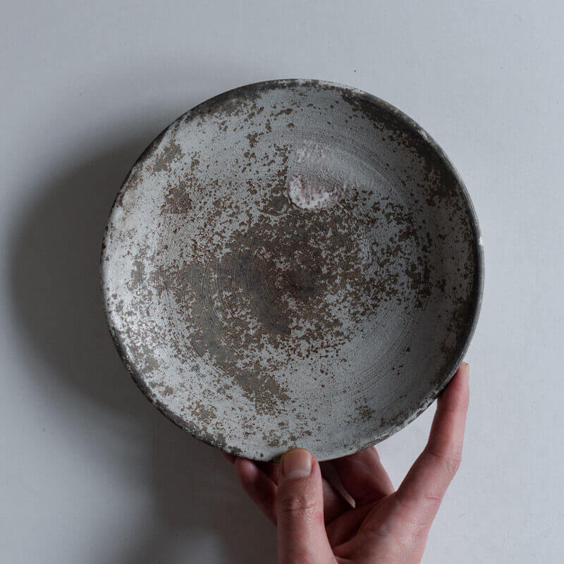 芳賀稔 剥白 皿 19cm