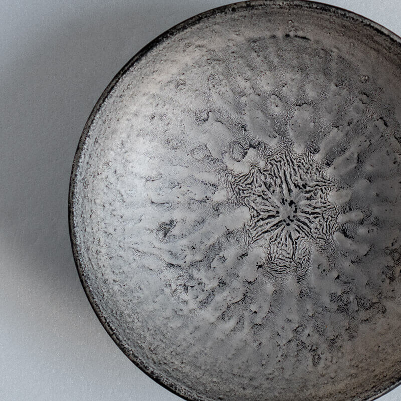 Haga Minoru Black and Silver Bowl 19cm