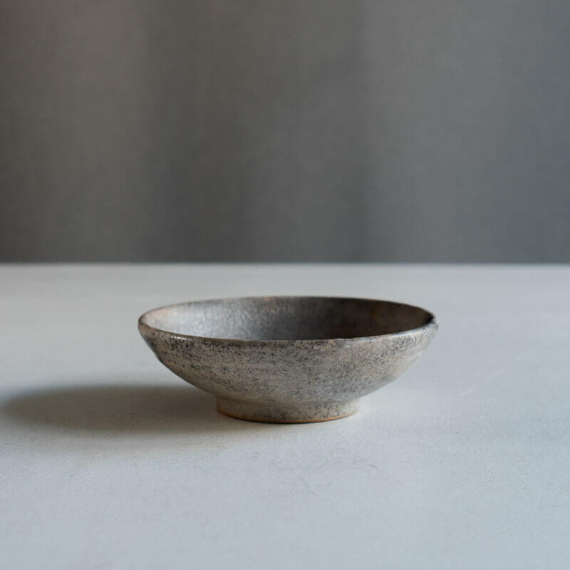 芳賀稔 埋め焼き 白 鉢 15cm C