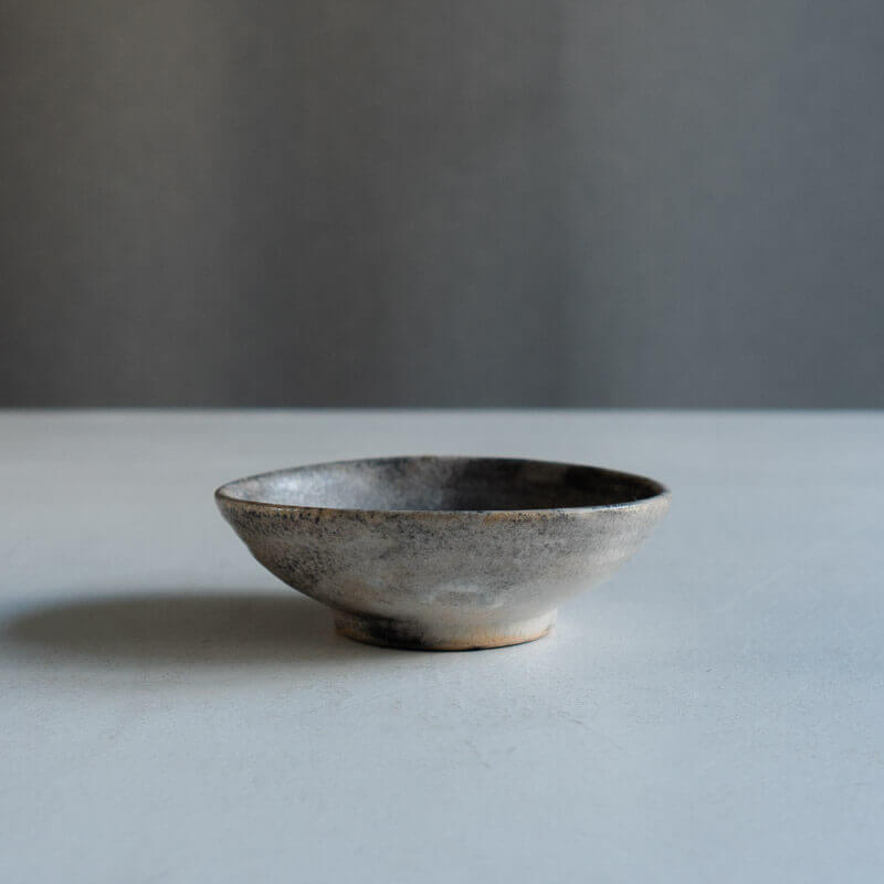 芳賀稔 埋め焼き 白 鉢 15cm D