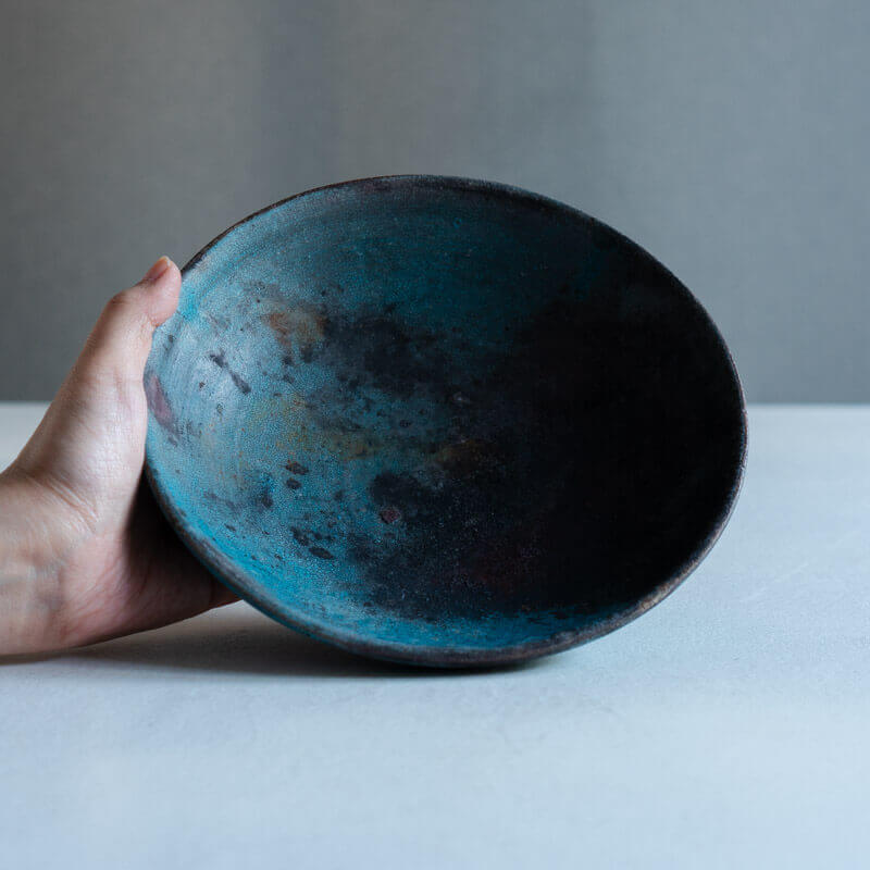 芳賀稔 埋め焼き 青 鉢 20cm A – うつわ屋まほろ