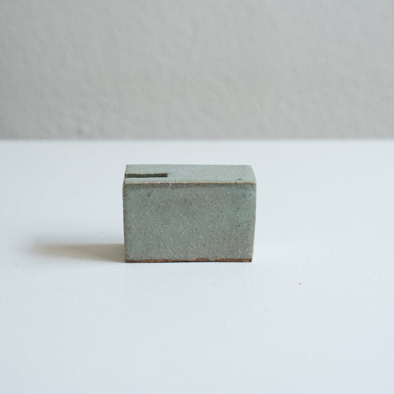 Tomoko Iwata Ash-glazed Kusano-Utsuwa CHIBICHIBI A