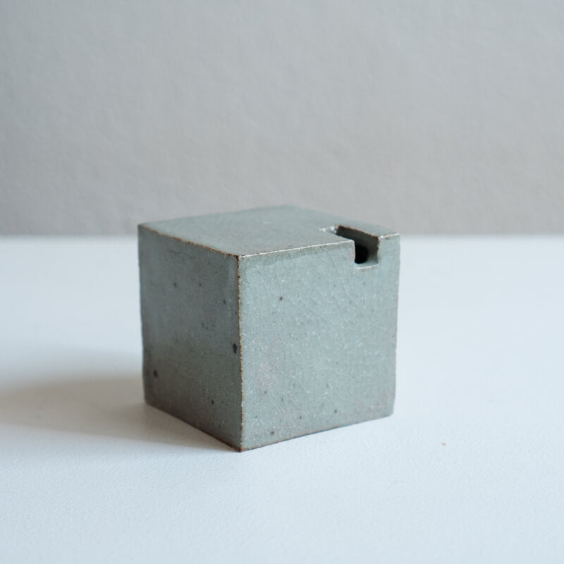 Tomoko Iwata Ash Glaze Kusano Utsuwa Cube A