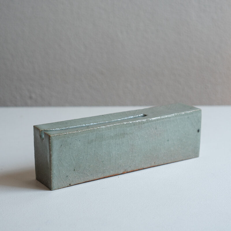Tomoko Iwata Ash Glaze Grassy Vessel Cuboid A