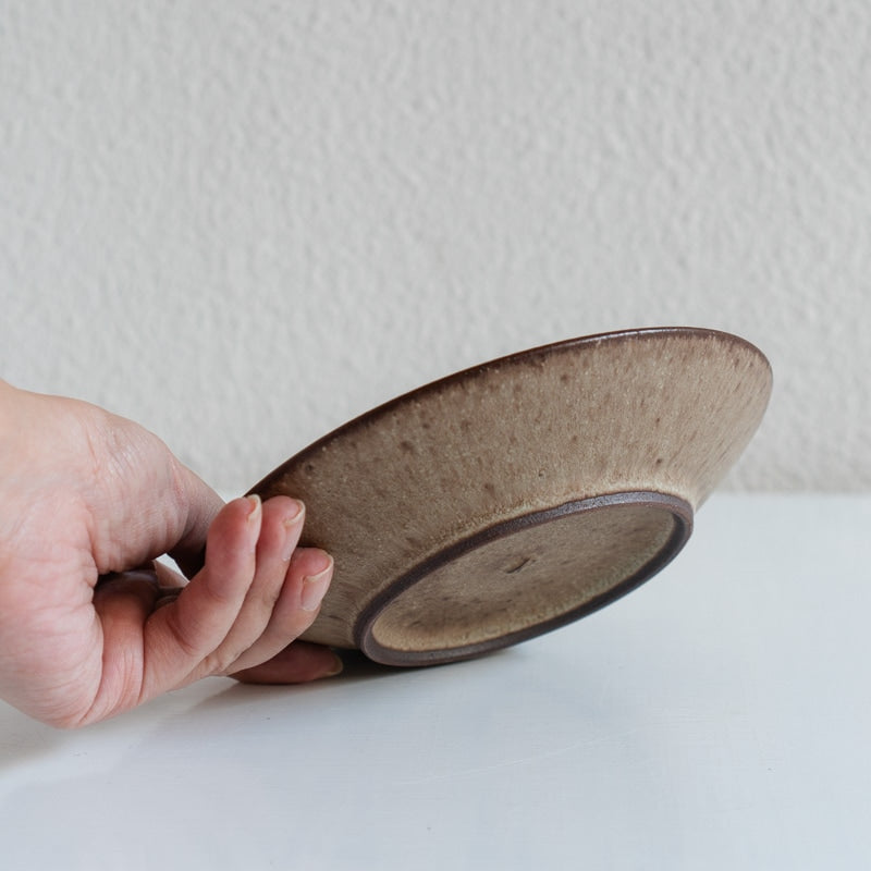 鯨井円美 5寸皿 ベージュ