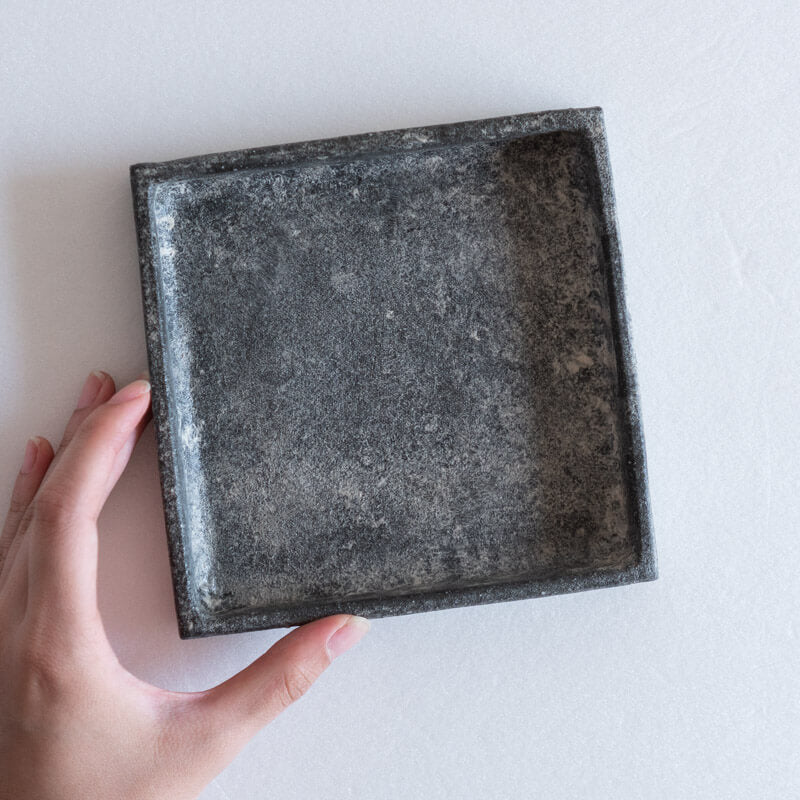 Taeko Kajiwara Black Kohiki Square Plate with Rim 13.5cm