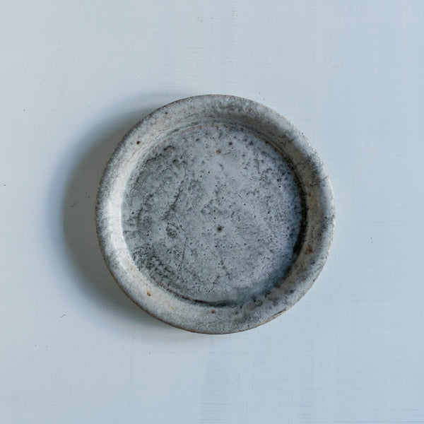 菊地亨 丸小皿 白墨 B