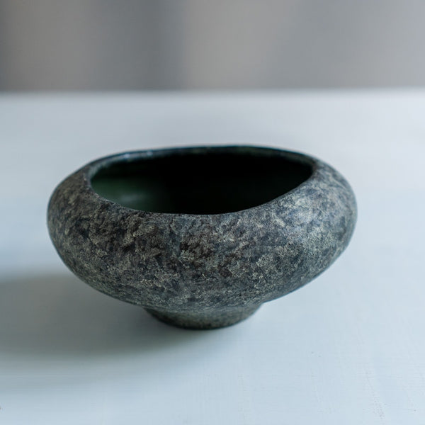 菊地亨 鉢 墨黒 B