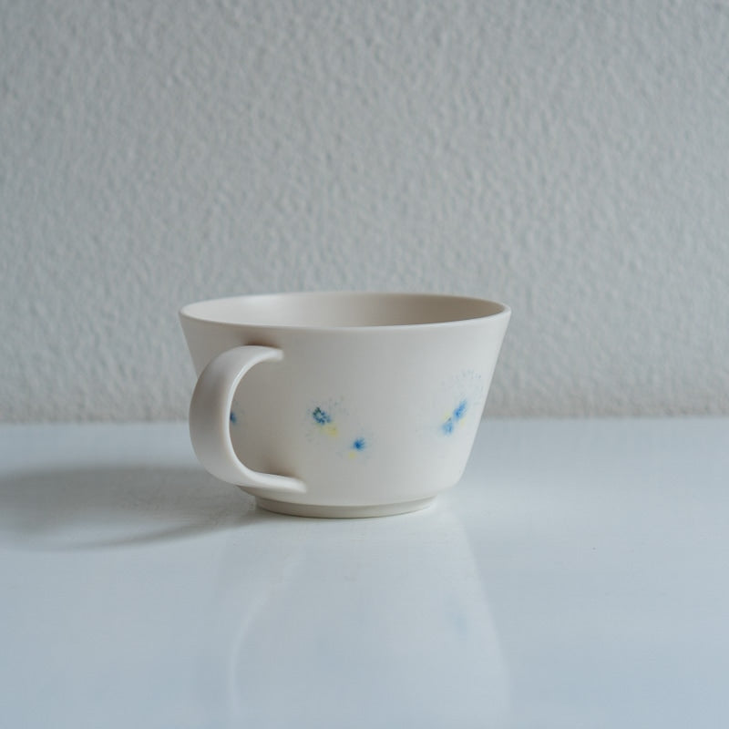 片瀬有美子 moca soupcup □ A