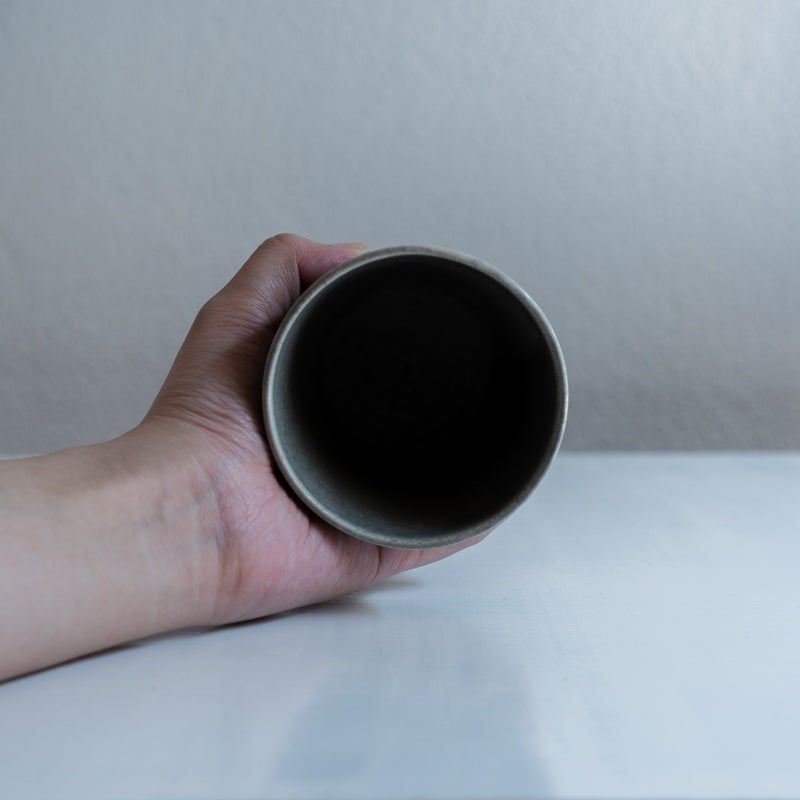 南江里子 高脚杯 方形 灰色