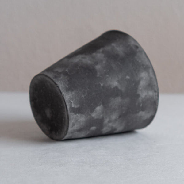 大森健司 銀彩黒土 手びねりカップ B