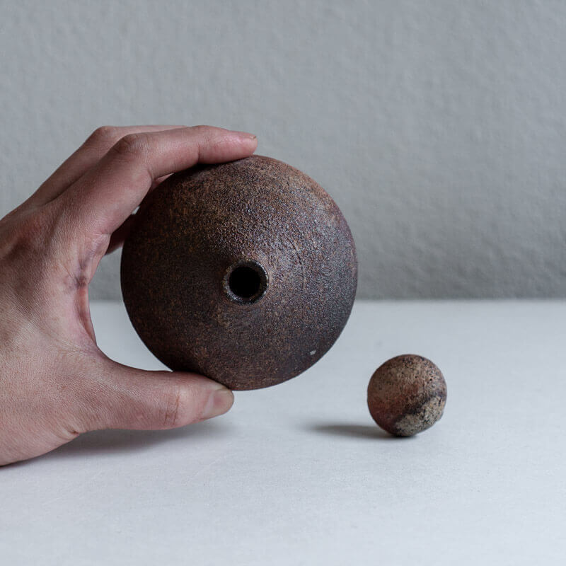 Mutsumi Ohashi Bizen-ware Kohiki Pottery Vase with Lid B