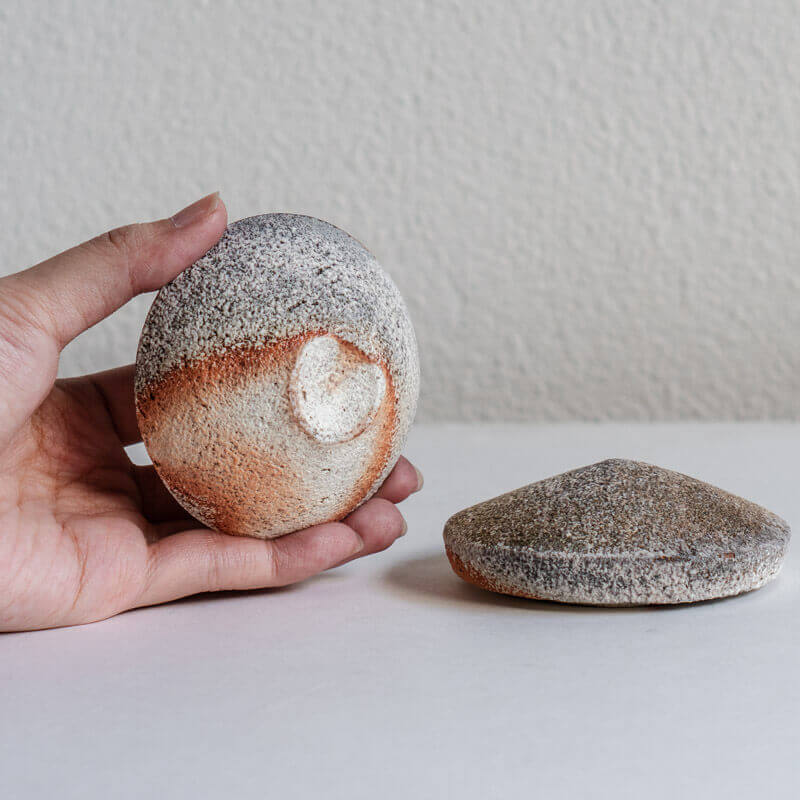Ohashi Mutsumi, Yakishime Kohiki Lidded Dish B