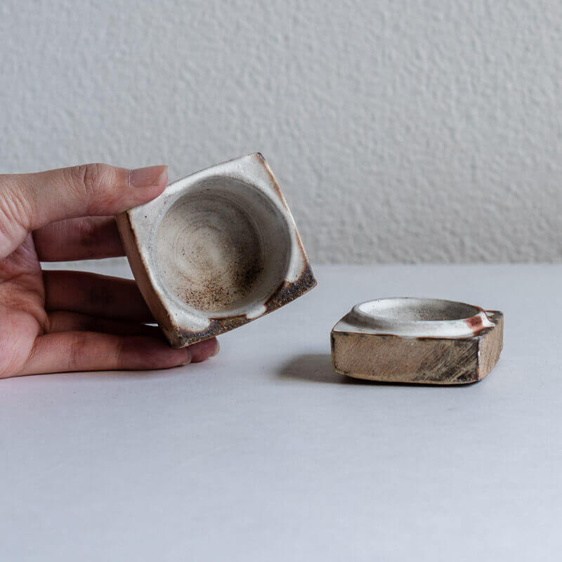 Mutsumi Ohashi Bizen-style Powder-glazed Covered Bowl C