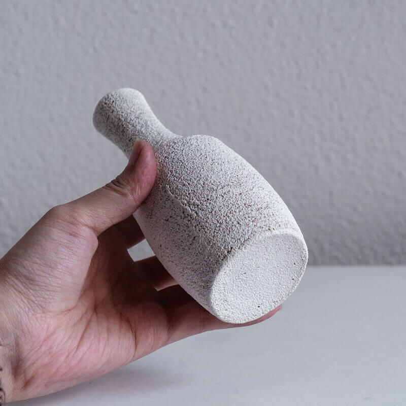 Mutsumi Ohashi White Flower Vase