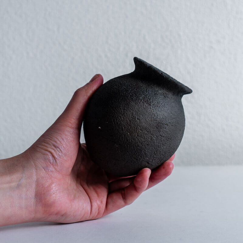 Ohashi Mutsumi, Vase, J