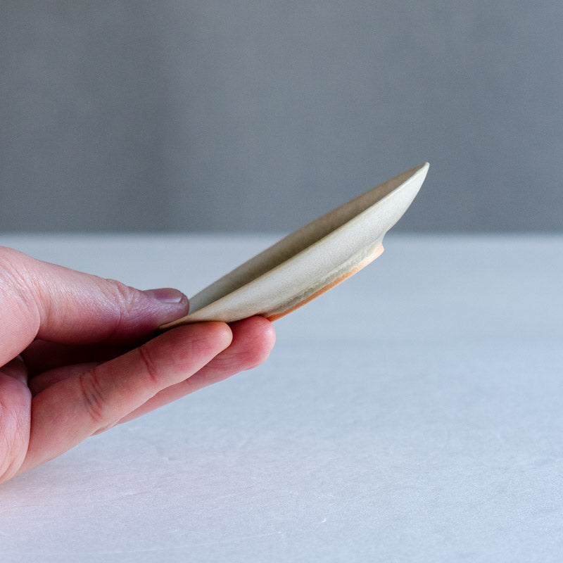 Yuka Owada flat plate, 9cm, Gekka
