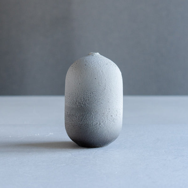 大和田友香 一輪挿し 炭化 S