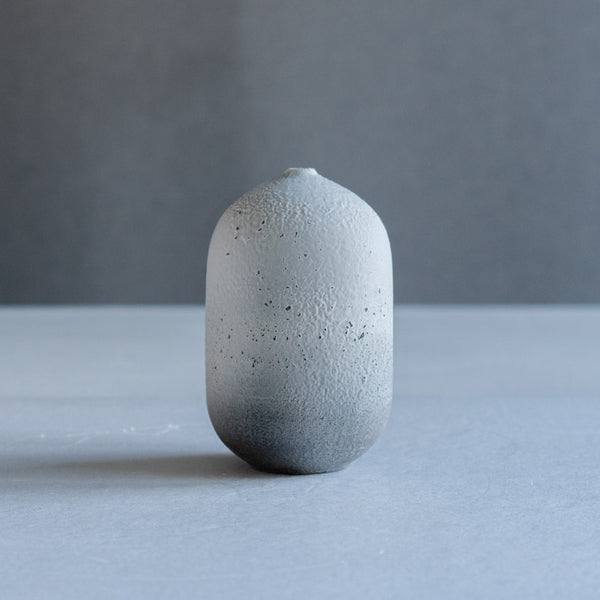 大和田友香 一輪挿し 炭化 S