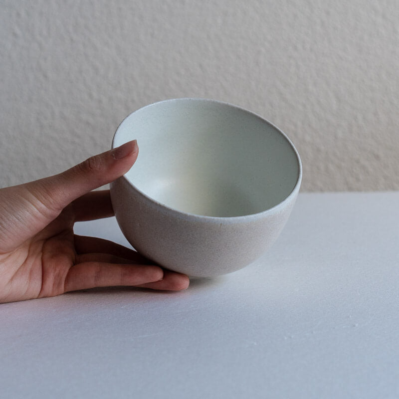 Hiromi Suzuki light pink bowl
