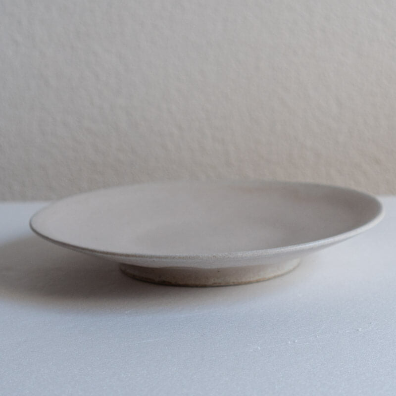 Hiromi Suzuki, light cherry blossom pink, 7-inch plate