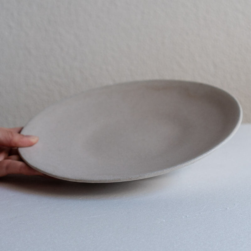 Hiromi Suzuki, light cherry blossom pink, 7-inch plate