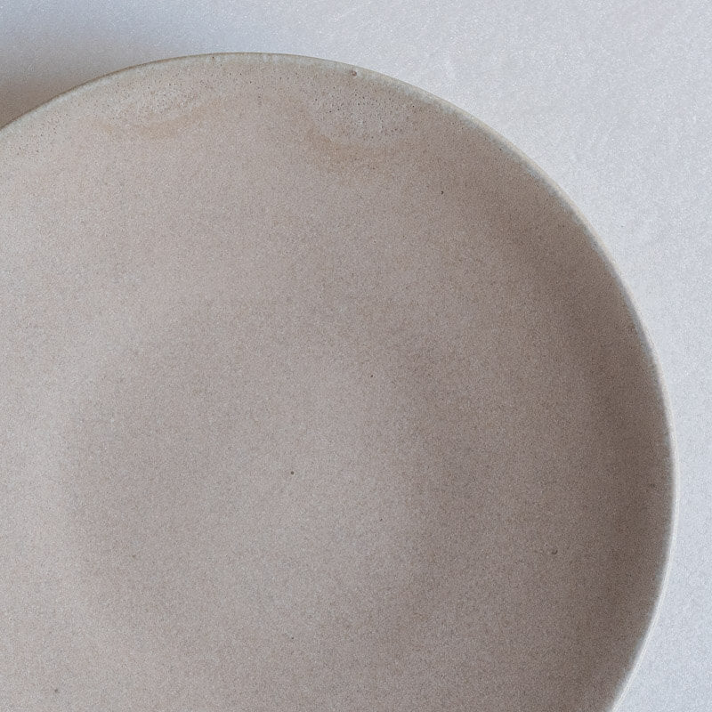 Hiromi Suzuki, light cherry blossom pink, 7-inch plate