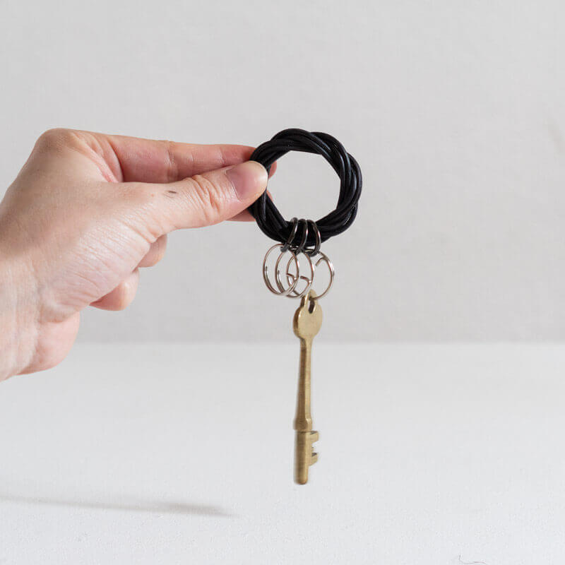 鶴田早苗(so/et)  key ring kuro