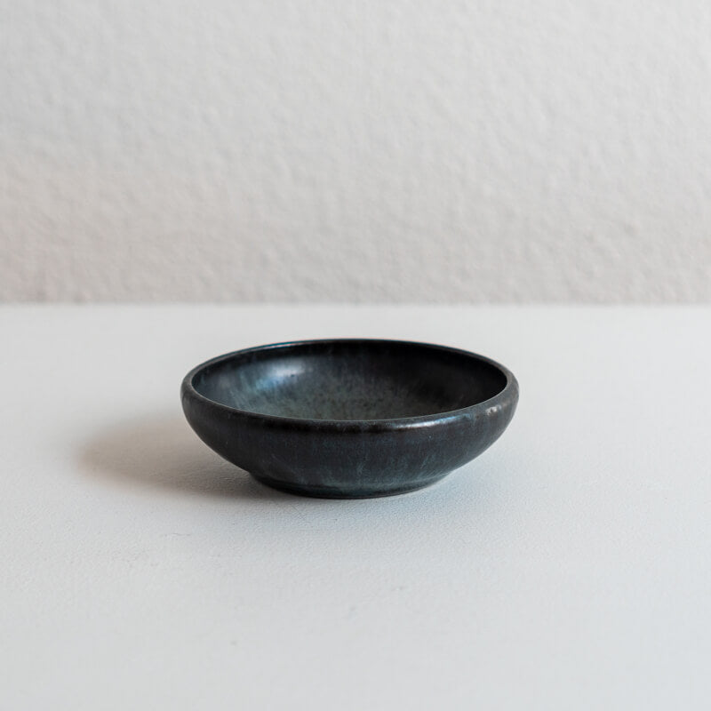 Akira Tsuzuki Bean Plate