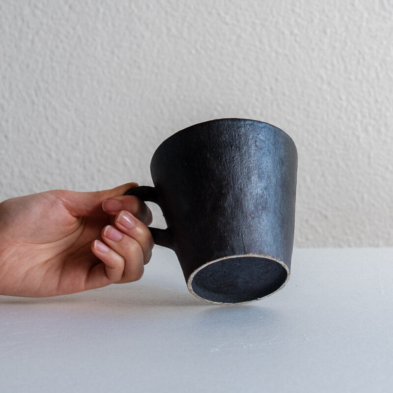 Toshiaki Tashiro Black Manganese Handled Cup L